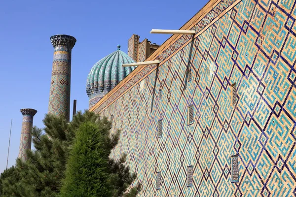 Samarcanda, Uzbekistán: El Registán, el corazón de la antigua ciudad de Samarcanda - Uzbekistán — Foto de Stock