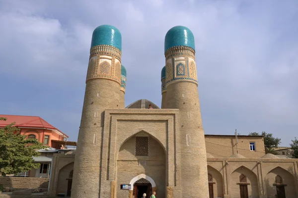 Chor Minor or or Madrasah van Khalif Niyaz-kul in Bukhara, Oezbekistan. — Stockfoto