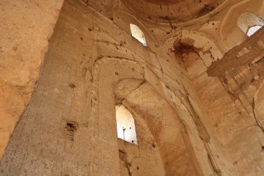 Bibi Khanum Camii 'nin kalıntıları Semerkant, Özbekistan' da restore edilmedi