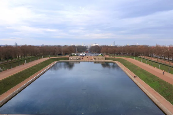 Panoramatický pohled na Lipsko / Německo z památníku Bitva národů — Stock fotografie