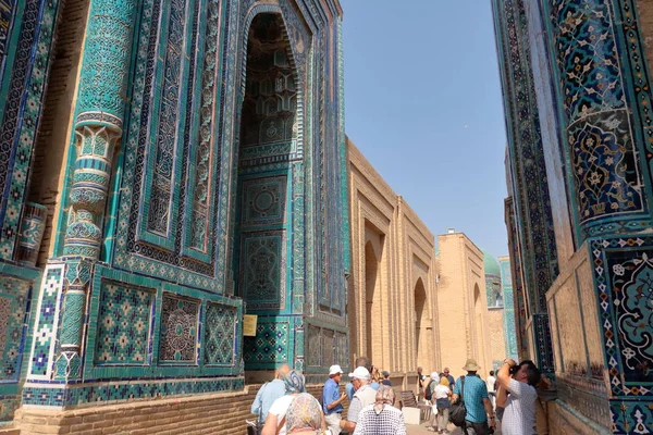 Shah-jag-Zinda memorial komplex, necropolis i Samarkand, Uzbekistan. Unescos världsarv — Stockfoto