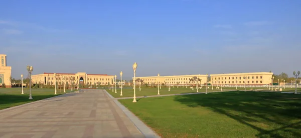 Islam Research Center nära Imam al Bukhari Complex i Samarkand, Uzbekistan — Stockfoto