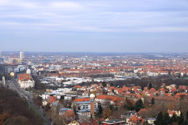 Vista panorâmica de Leipzig / Alemanha a partir da batalha de nações monumento — Fotografia de Stock