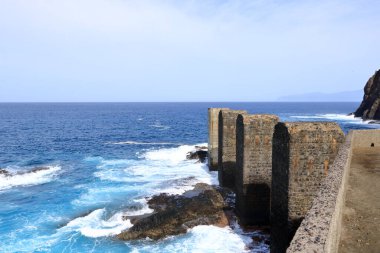 Pescante de Hermigua, La Gomera adasında taş kuleler, İspanya 'da kanarya adaları