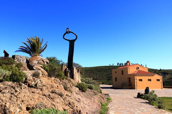 Monument Visselspråk Vid Utsikten Över Mirador Igualero Och Kyrkan Iglesia — Stockfoto