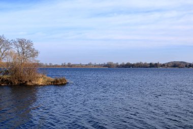 Werder 'deki Havel Nehri' nde kış (Brandenburg Almanya)