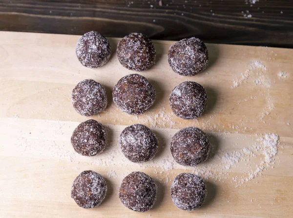 Bolas Energéticas Caseiras Com Tâmaras Nozes Amêndoas Coco Comida Doce — Fotografia de Stock