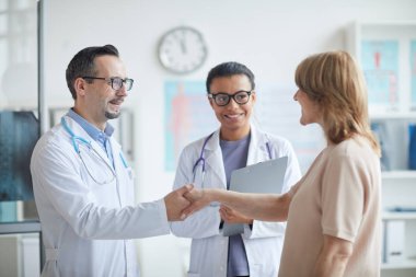 Doktor ve hasta arasındaki anlaşma