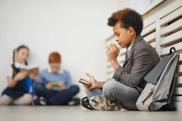 Pausa na escola — Fotografia de Stock