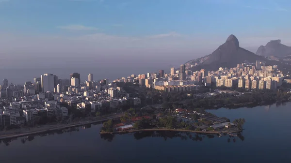 Panorama Aéreo Del Lago Ciudad Con Isla Exclusiva Club Caiaras —  Fotos de Stock