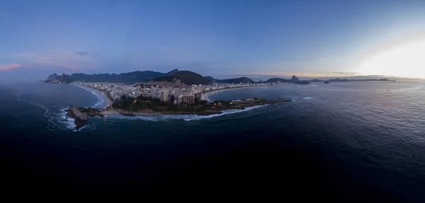 Panorama Amplio Aéreo Río Janeiro Con Roca Arpoador Ipanema Playa — Foto de Stock
