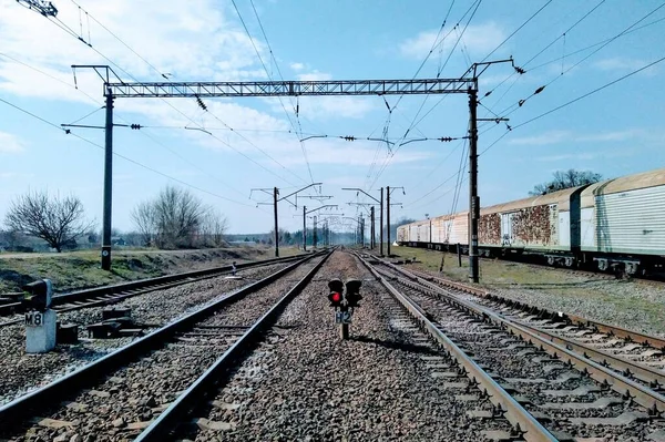 Ferrovia Campo Rural Dia Ensolarado Primavera — Fotografia de Stock