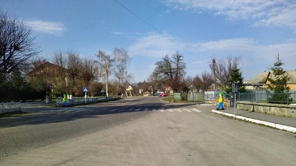 Сучасне Село Сонячний День Весняний Сезон — стокове фото