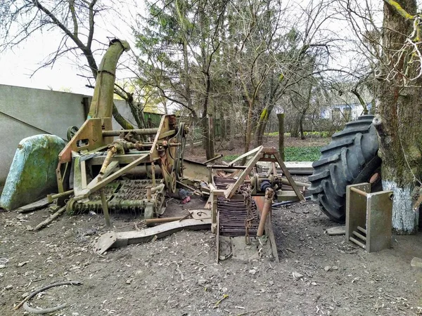 Farmářský Dvůr Venkově Jaře — Stock fotografie