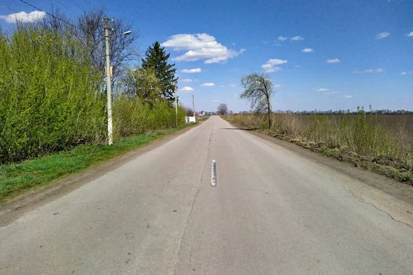 Bahar Mevsiminde Kırsal Kesimde Yol — Stok fotoğraf