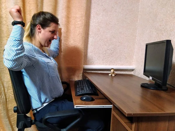 Successful European Young Woman Sit Table Have Video Call Computer — Stock Photo, Image