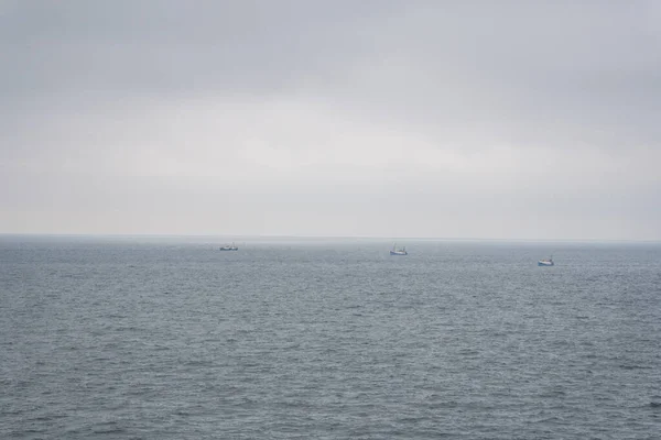 Barcos de pesca de pescado delicioso en el Mar del Norte — Foto de Stock