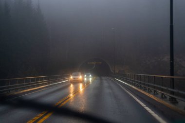 Norveç, 23 Kasım 2019: Sandefjord 'dan Sandefjord' a araba yolculuğu 