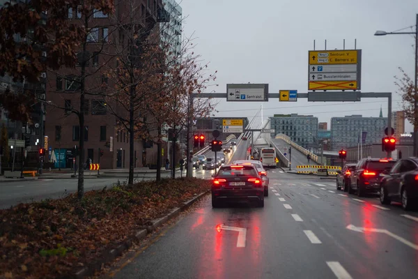 Oslo, Noruega, 23 de noviembre de 2019: Las calles de Oslo tomadas de — Foto de Stock