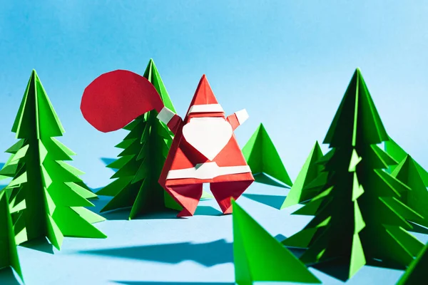 Origami Santa Claus Con Una Bolsa Regalos Una Postal Dibujos — Foto de Stock