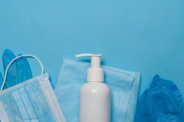 Tıbbi sağlık koruması. COVID-19 salgını. Koronavirüs salgınında hijyen kuralları geçerlidir. Konsept için arkaplan boş.