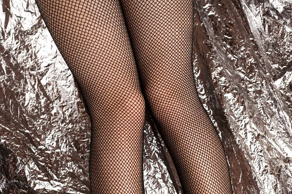Όμορφα Γυναικεία Πόδια Δικτυωτό Καλσόν Στοκ Μοντέρνο Μαύρο Πλέγμα Καλσόν — Φωτογραφία Αρχείου