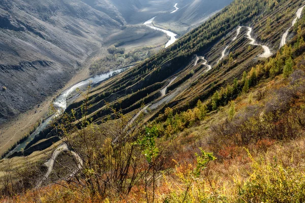 Bergen road pass valley hösten — Stockfoto