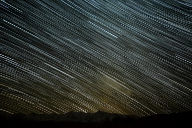 dağlar yıldız parça gökyüzü