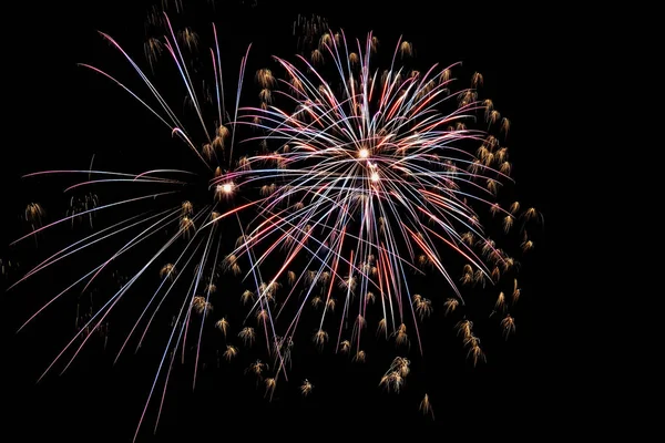 Feuerwerk salutiert Feier — Stockfoto