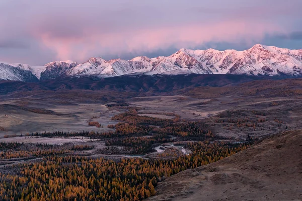 Podzim na horách mraky sunrise údolí — Stock fotografie