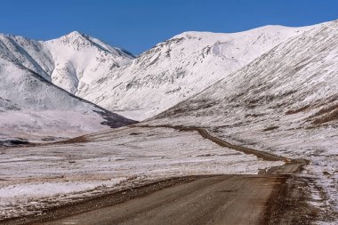 yol dağ kar çakıl sonbahar