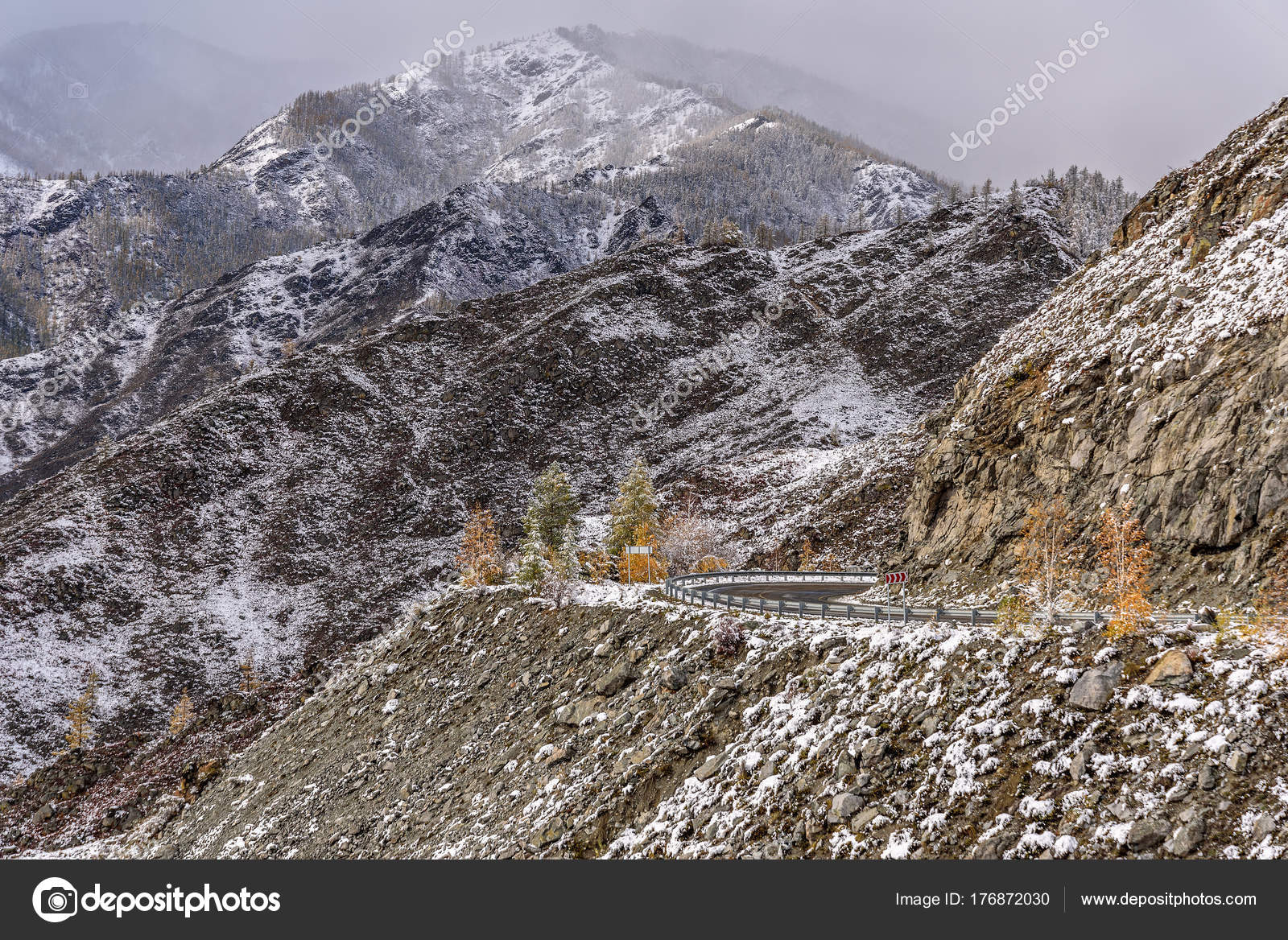 Road Mountains Snow Hairpin Curve Stock Photo C Iri Sha 176872030