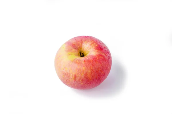 Pomme mûre rouge sur fond blanc — Photo