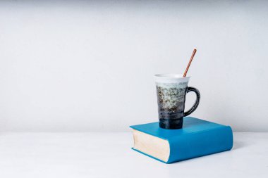 Kahve ya da Kupası kitap çikolata