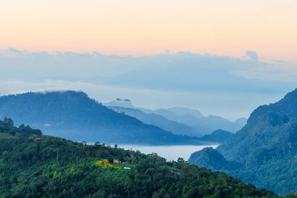 Doi Ang Khang, Ang Khang mountain, Chiang mai, Thailand. — Stock Photo, Image