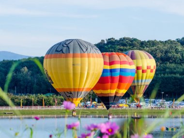 Chiangrai, Tayland - 30 Kasım 2017: sıcak hava balonu hazır