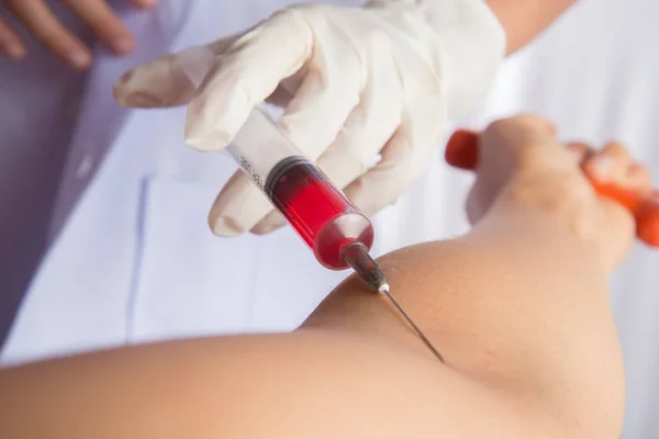 Blutspende für Frauen aus nächster Nähe — Stockfoto