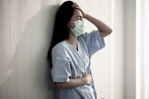 Asiático Paciente Mulher Vestindo Máscara Proteger Vírus Doença Hospital — Fotografia de Stock