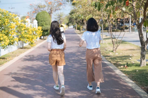 Two Best Friends Walking Park — Stock Photo, Image