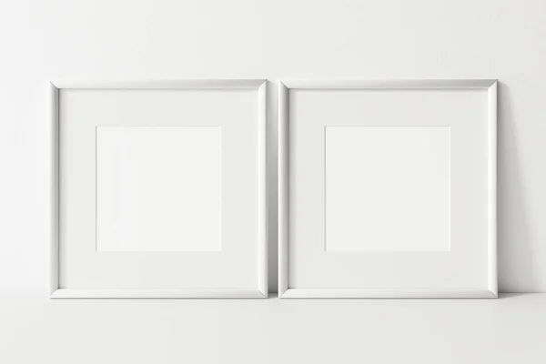 Два Квадратных Белых Макета Два Пустых Белых Каркаса Макетируют Кадра — стоковое фото