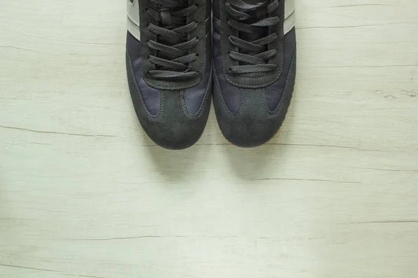 Men Sneakers Shoes Light Gray Wooden Background Top View Copy — Stock Photo, Image