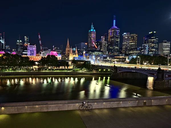 Skyline Melbourne Princes Bridge Night — стоковое фото