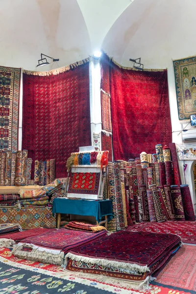 Starý Trh Koberci Bukharě — Stock fotografie
