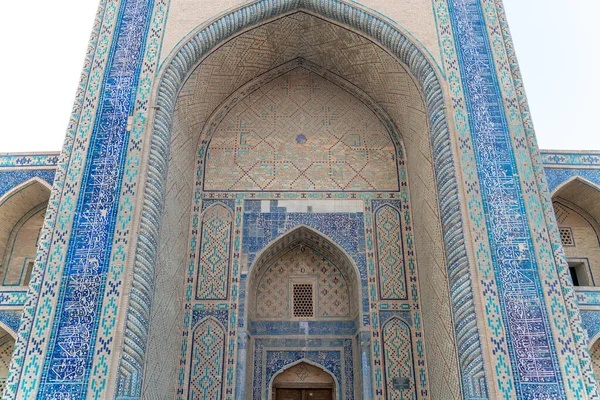 Main Entrance Mirzo Ulughbeg Madrasa Bukhara — Stock Photo, Image