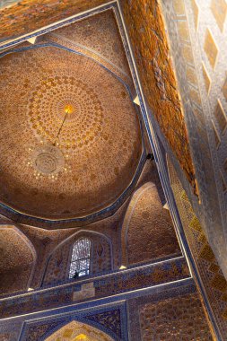 Özbekistan 'daki eski Özbek mezarı Amir Temur maqbarasi, Gori Amir' in içinde..