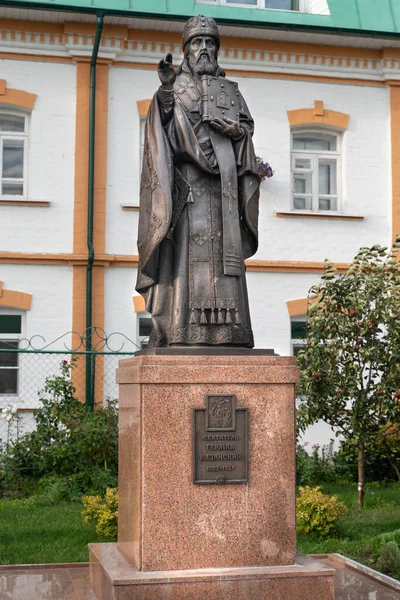 Cheboksary Rússia Monumento São Kazan Alemão Tradução Para Santo Alemão — Fotografia de Stock