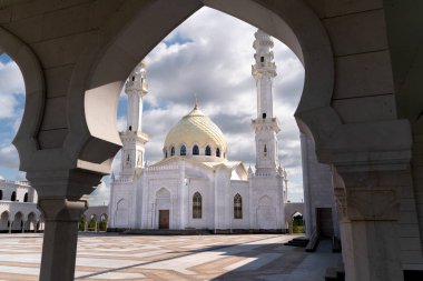 Bulgar Tataristan 'daki Beyaz Cami