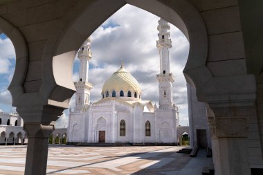 Bulgar Tataristan 'daki Beyaz Cami