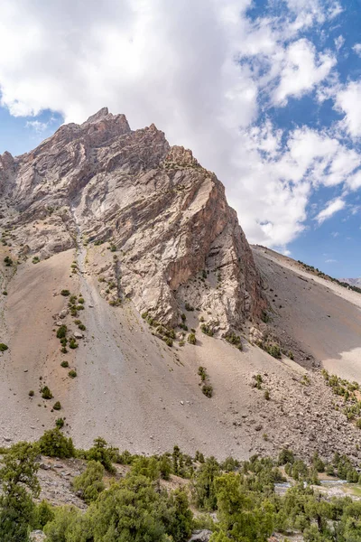 Beautiful Mountain Trekingtrekking Road Clear Blue Sky Rocky Hills Fann — Stock Photo, Image