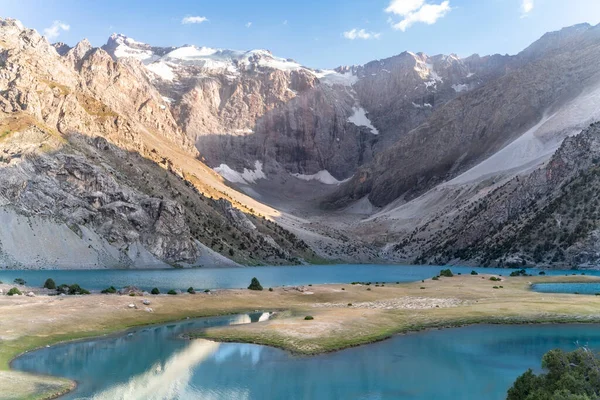 Pohled Pohoří Pamir Klidný Kemp Kulikalonském Jezeře Horách Fann Tádžikistánu — Stock fotografie